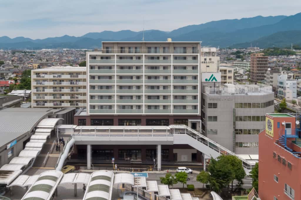 ポレスター秦野駅前